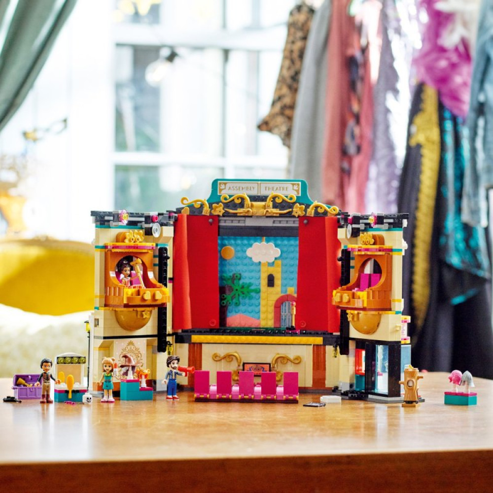 Конструктор LEGO Friends Театральная школа Андреа 1154 деталей (41714)