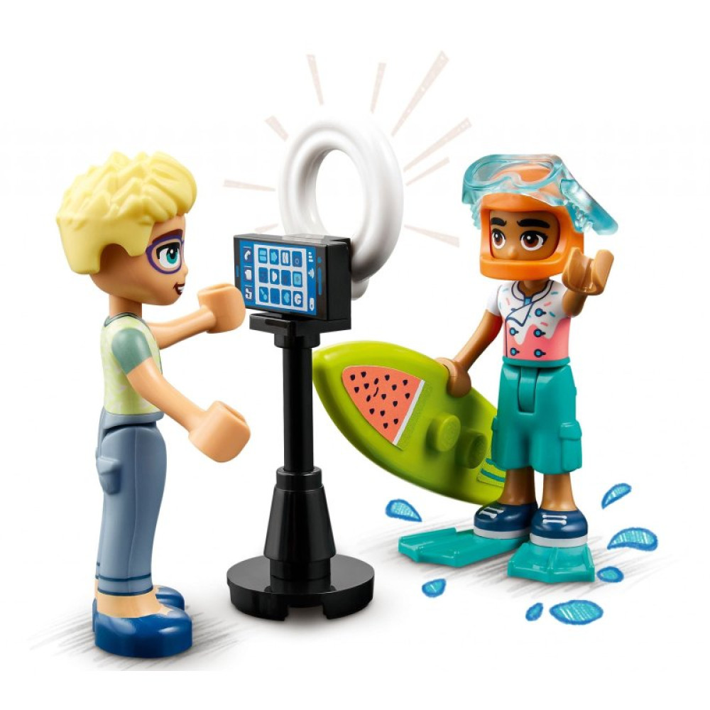 Конструктор LEGO Friends Комната Лео 203 деталей (41754) Конструктор LEGO Friends Комната Лео 203 деталей (41754)