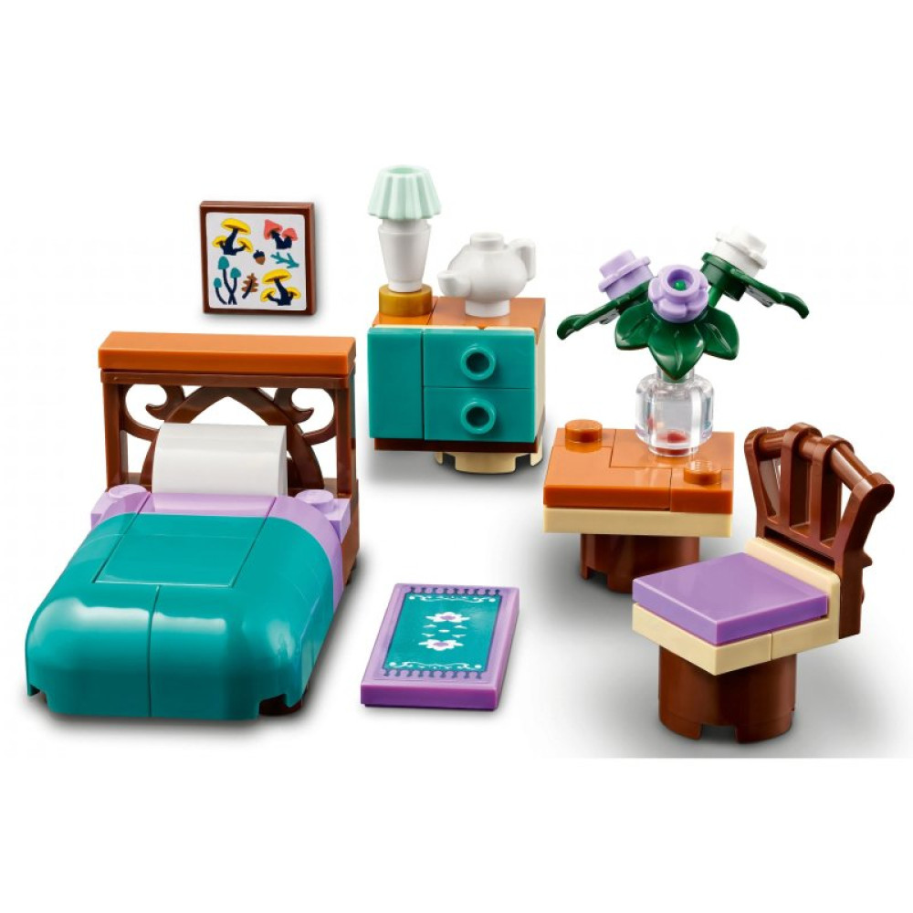 Конструктор LEGO Friends Цветочные и дизайнерские магазины в центре города 2010 деталей (41732)