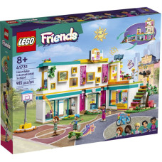 Конструктор LEGO Friends Хартлейк-Сити: международная школа 985 деталей (41731)