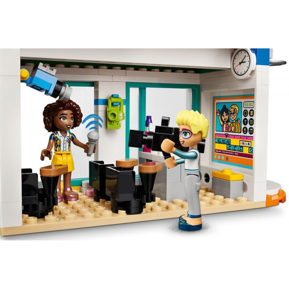 Конструктор LEGO Friends Хартлейк-Сити: международная школа 985 деталей (41731)
