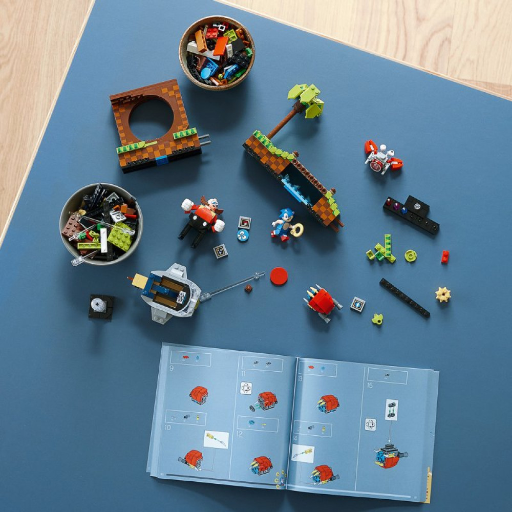 Конструктор LEGO Ideas Ёжик Соник— Зона с зеленым холмом 1125 деталей (21331) Конструктор LEGO Ideas Ёжик Соник— Зона с зеленым холмом 1125 деталей (21331)