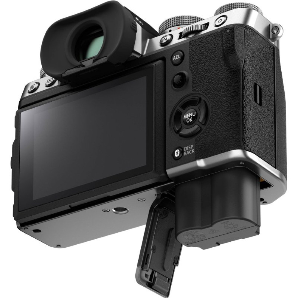 Цифровой фотоаппарат Fujifilm X-T5 + XF 18-55mm F2.8-4 Kit Silver (16783056)