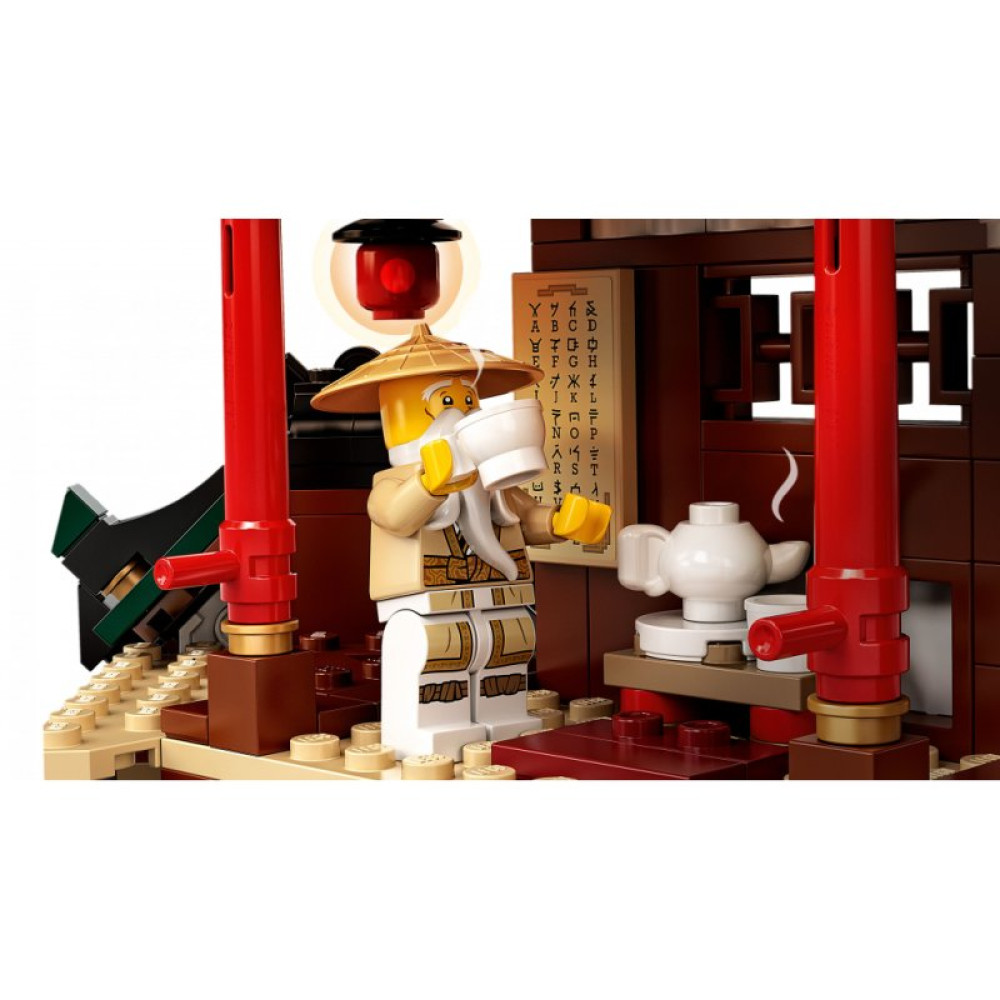 Конструктор LEGO NINJAGO Храм-додзе ниндзя 1394 детали (71767)