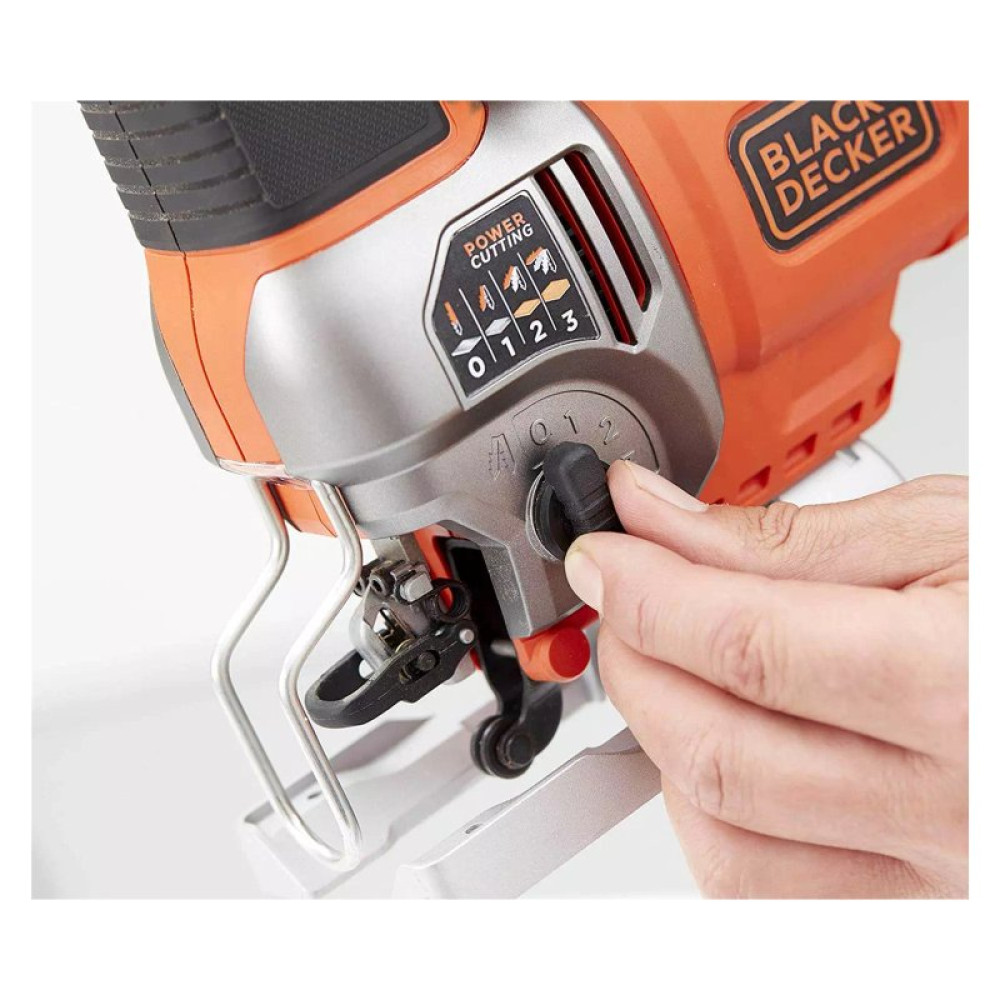 Электролобзик Black&Decker 50 Вт, 1000 - 3100 ход/мин, 2.2 кг, кейс (BES610K)