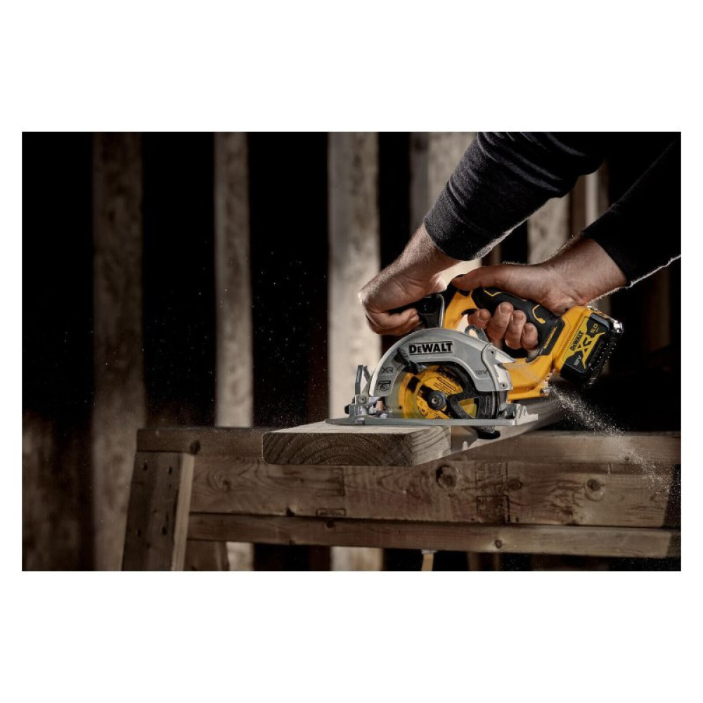 Дискова пила DeWALT 12В XR Li-lon, безщіткова, диск 140х20 мм, 2.2 кг, кейс TSTAK (без АКБ та ЗП) (DCS512NT)