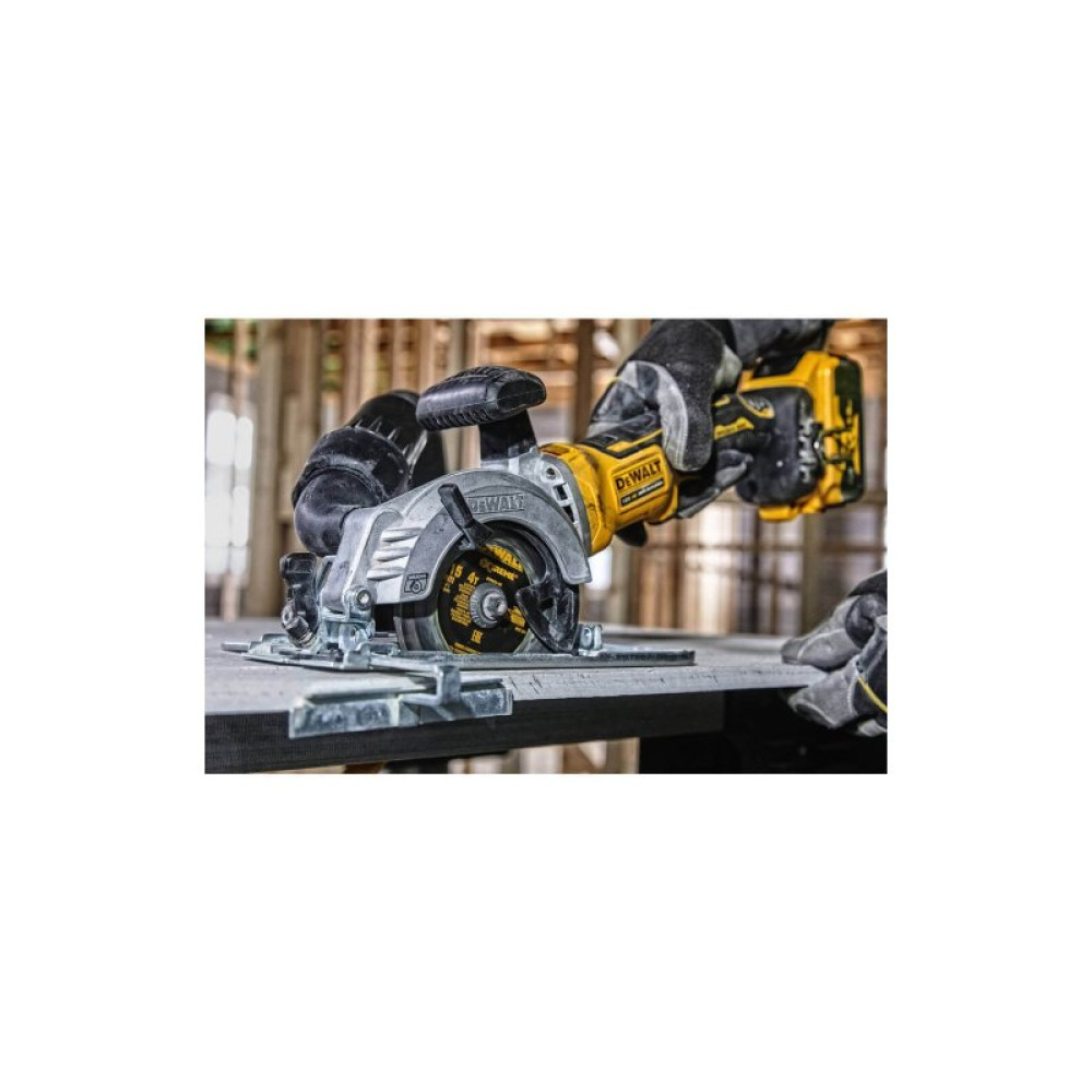 Дискова пила DeWALT 18В XR Li-Ion, безщіткова, диск 115х9.5 мм, 2.5 кг, 2x5Ah, кейс TSTAK (DCS571P2)