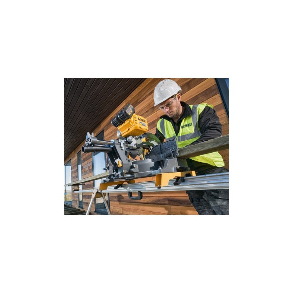 Торцовочная пила DeWALT 54В XR FLEXVOLT Li-Ion, диск 305х30 мм, XPS, 25.5 кг, 2x6Ah, БП (DHS780T2A)
