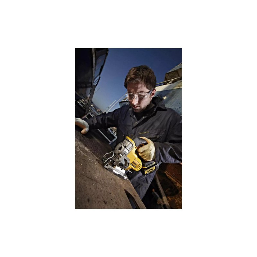 Електролобзик DeWALT 18V XR Li-lon, 3000 ход/хв (без АКБ та ЗУ) (DCS331N)