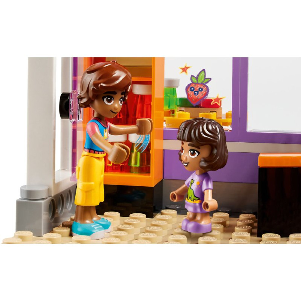 Конструктор LEGO Friends Хартлейк-Сити. Общественная кухня (41747)