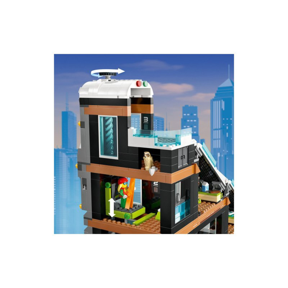 Конструктор LEGO City Горнолыжный и скалолазный центр 1045 деталей (60366)