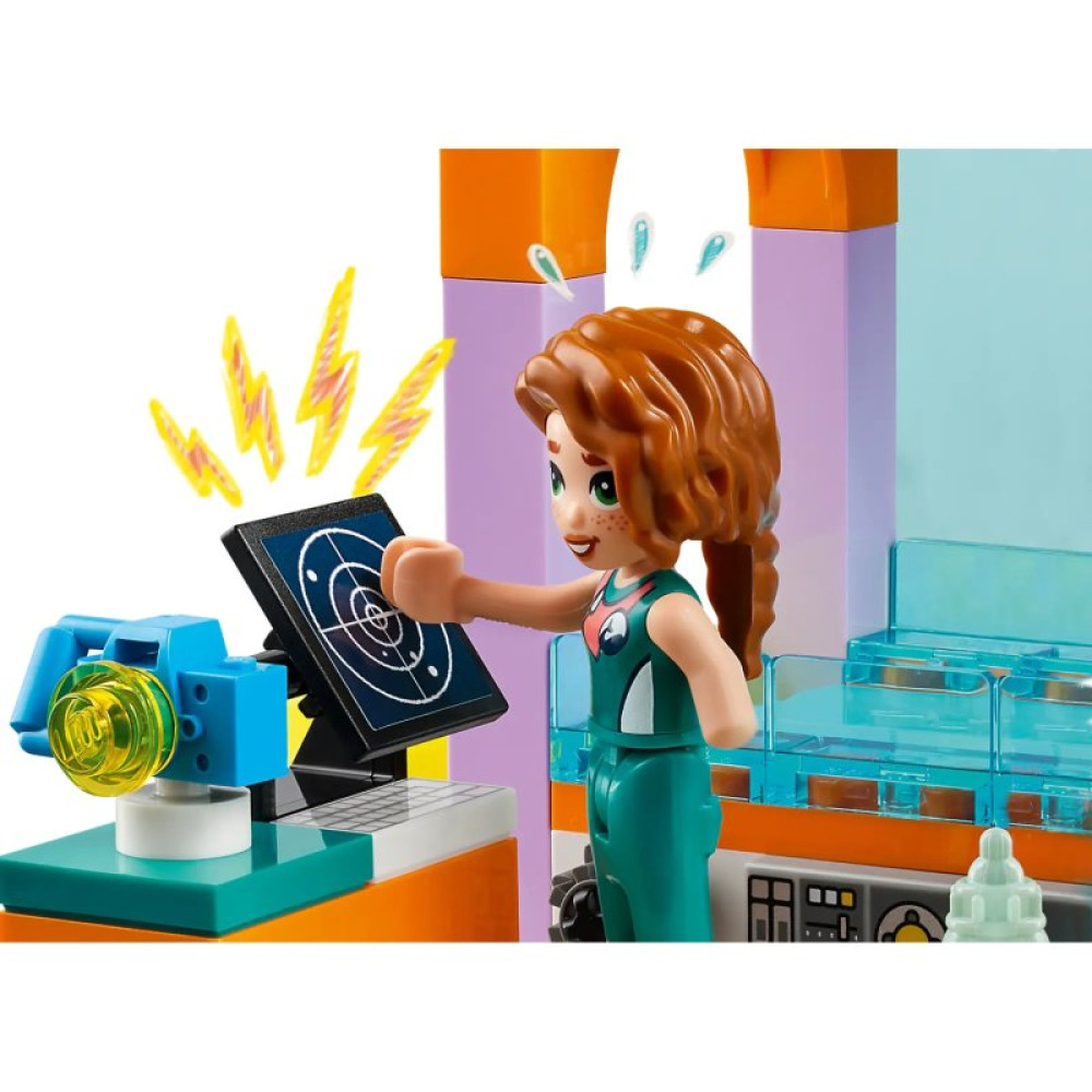 Конструктор LEGO Friends Морской спасательный центр 376 деталей (41736)
