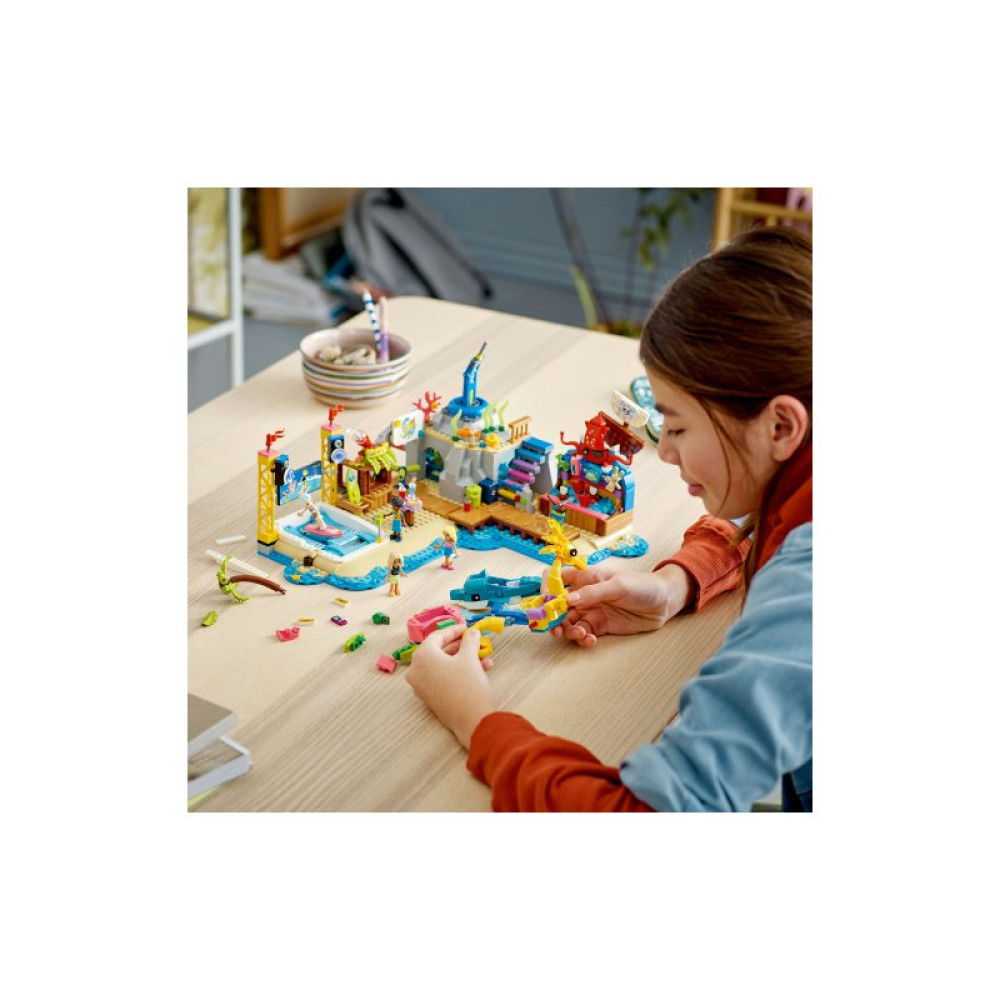 Конструктор LEGO Friends Пляжный парк развлечений 1348 деталей (41737) Конструктор LEGO Friends Пляжный парк развлечений 1348 деталей (41737)