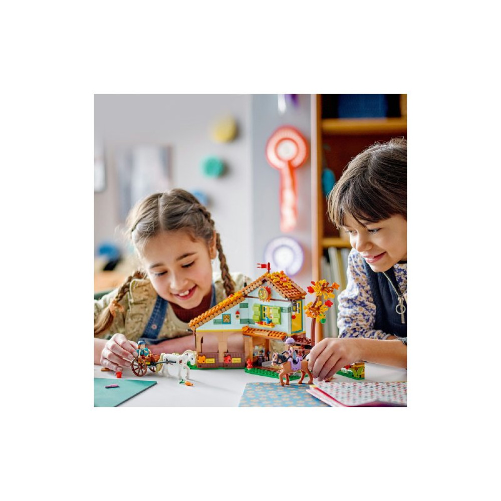 Конструктор LEGO Friends Конюшня Отом 545 деталей (41745)
