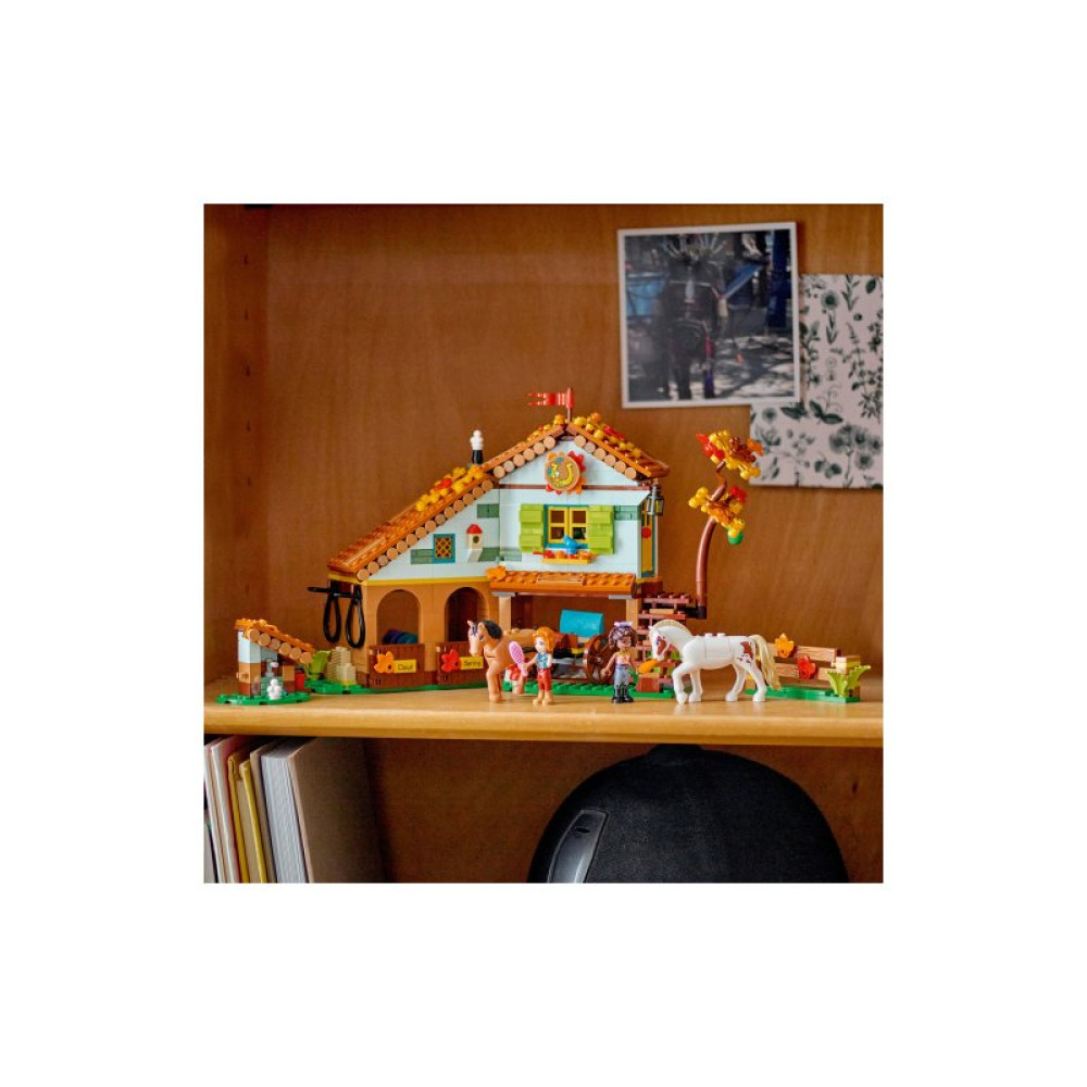 Конструктор LEGO Friends Конюшня Отом 545 деталей (41745)