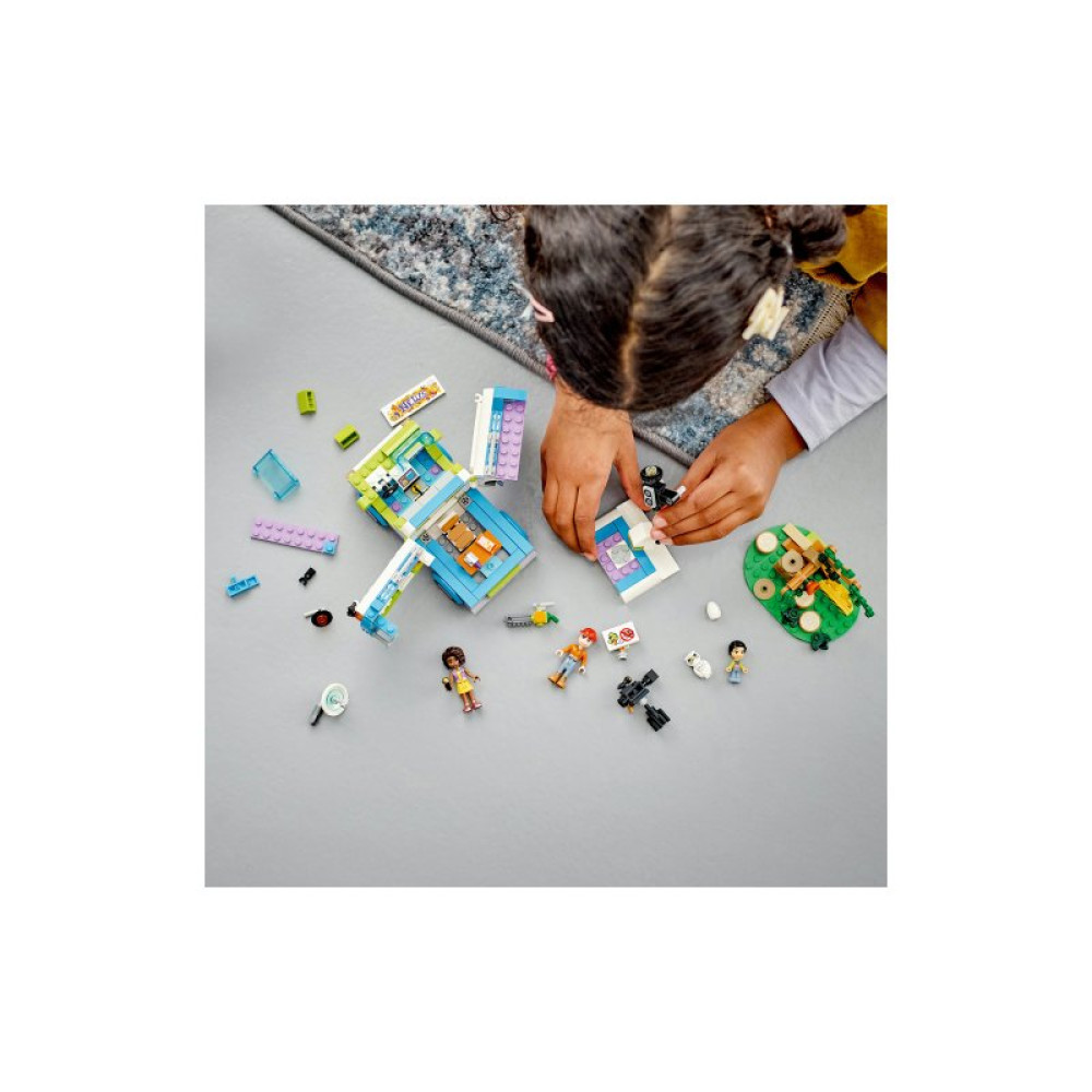 Конструктор LEGO Friends Фургон новостной редакции 446 деталей (41749)