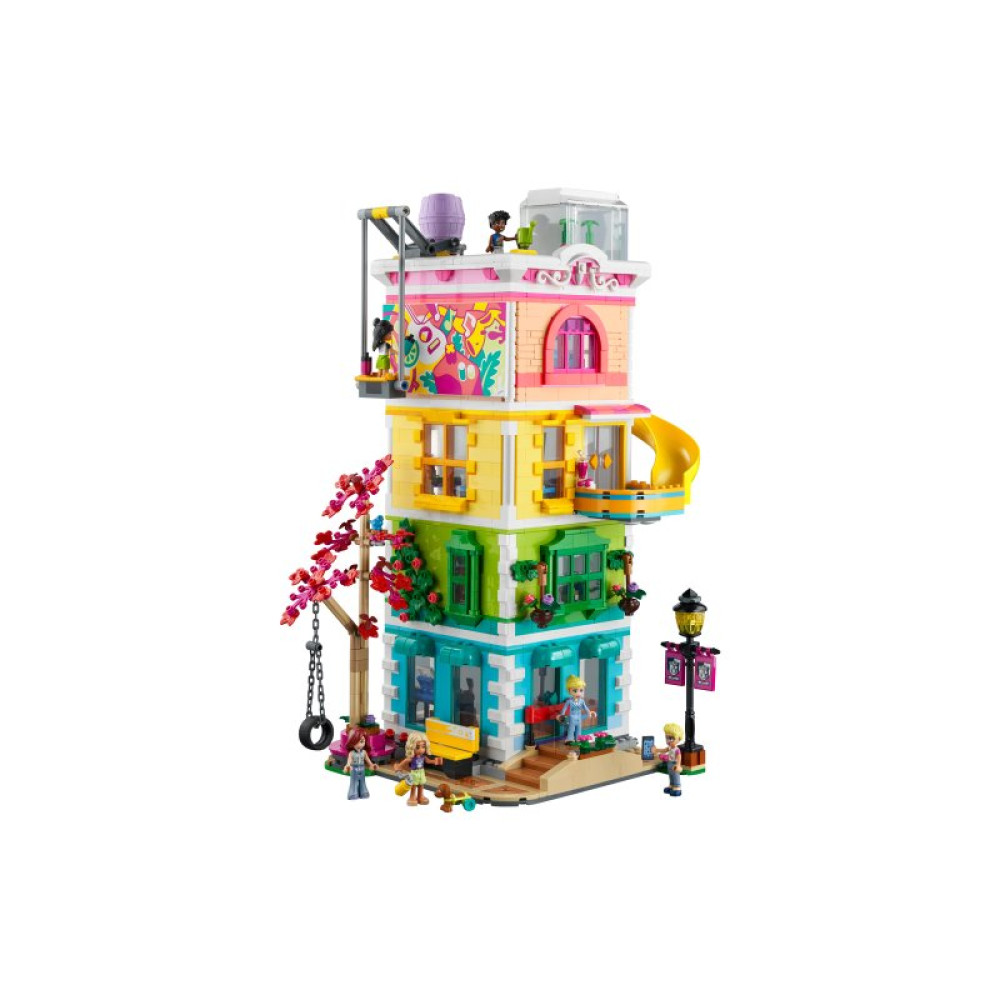 Конструктор LEGO Friends Хартлейк-Сити. Общественный центр 1513 деталей (41748) Конструктор LEGO Friends Хартлейк-Сити. Общественный центр 1513 деталей (41748)