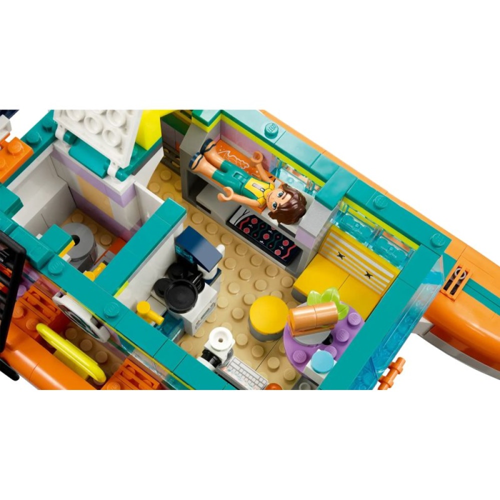 Конструктор LEGO Friends Лодка морской спасательной бригады 717 деталей (41734)