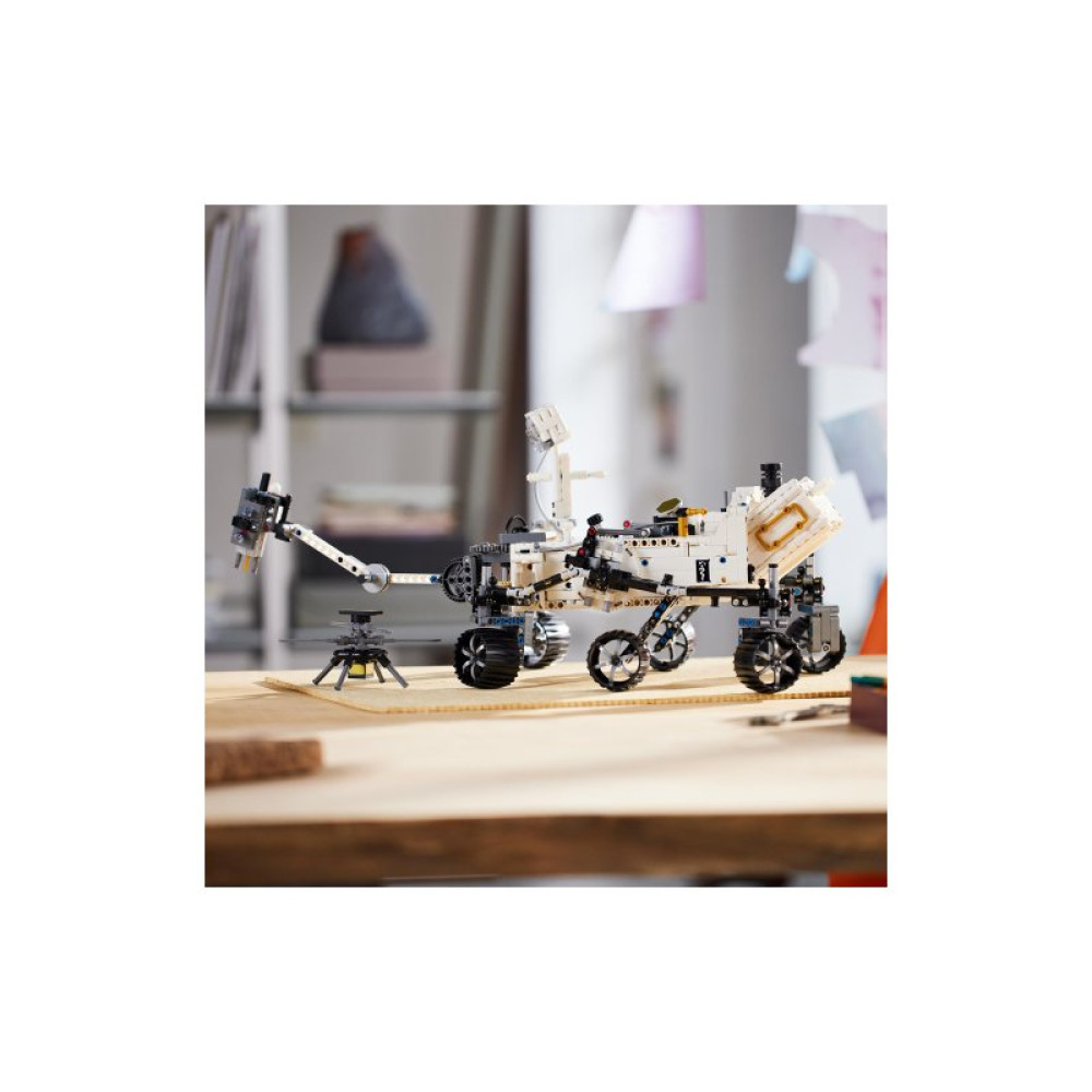 Конструктор LEGO Technic Миссия NASA Марсоход Персеверанс 1132 деталей (42158) Конструктор LEGO Technic Миссия NASA Марсоход Персеверанс 1132 деталей (42158)