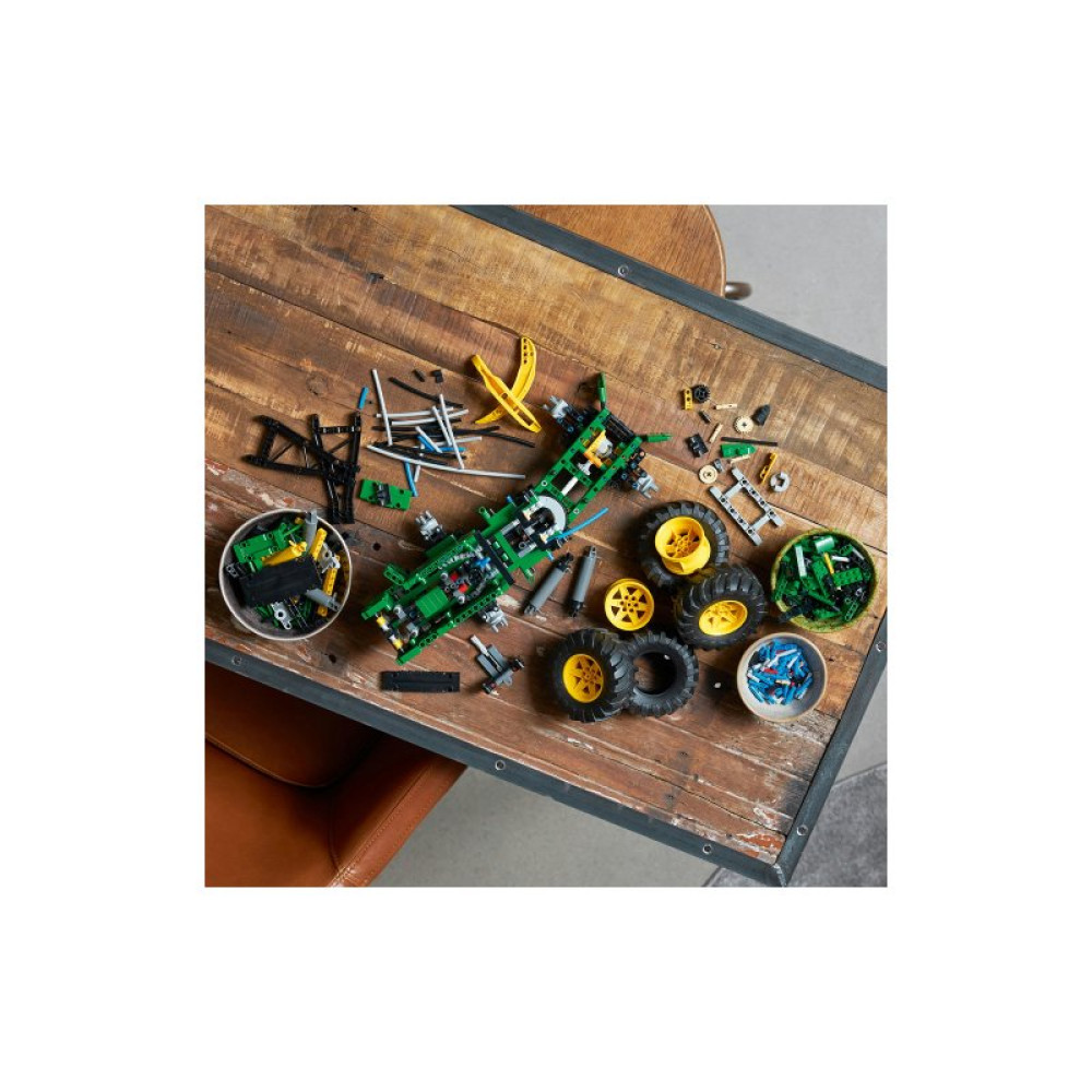 Конструктор LEGO Technic Трелевочный трактор John Deere 948L-II 1492 деталей (42157)