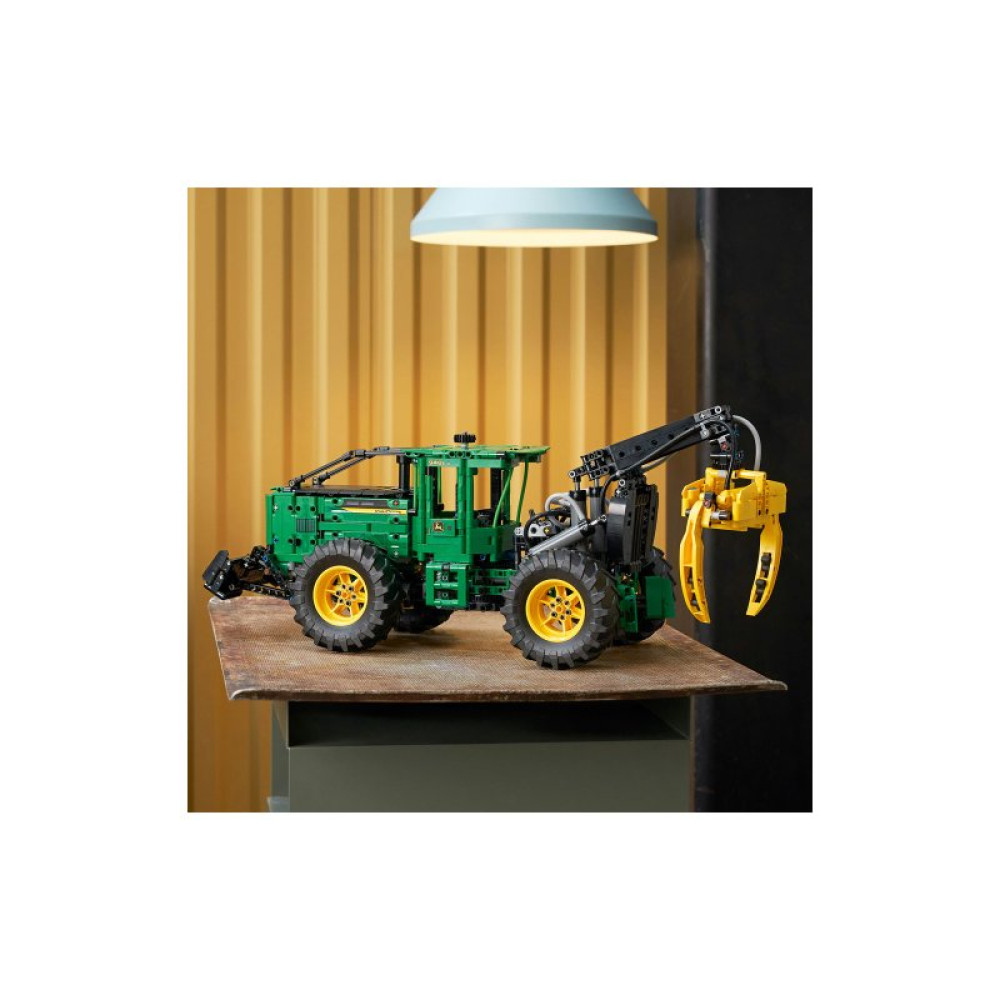 Конструктор LEGO Technic Трелевочный трактор John Deere 948L-II 1492 деталей (42157)