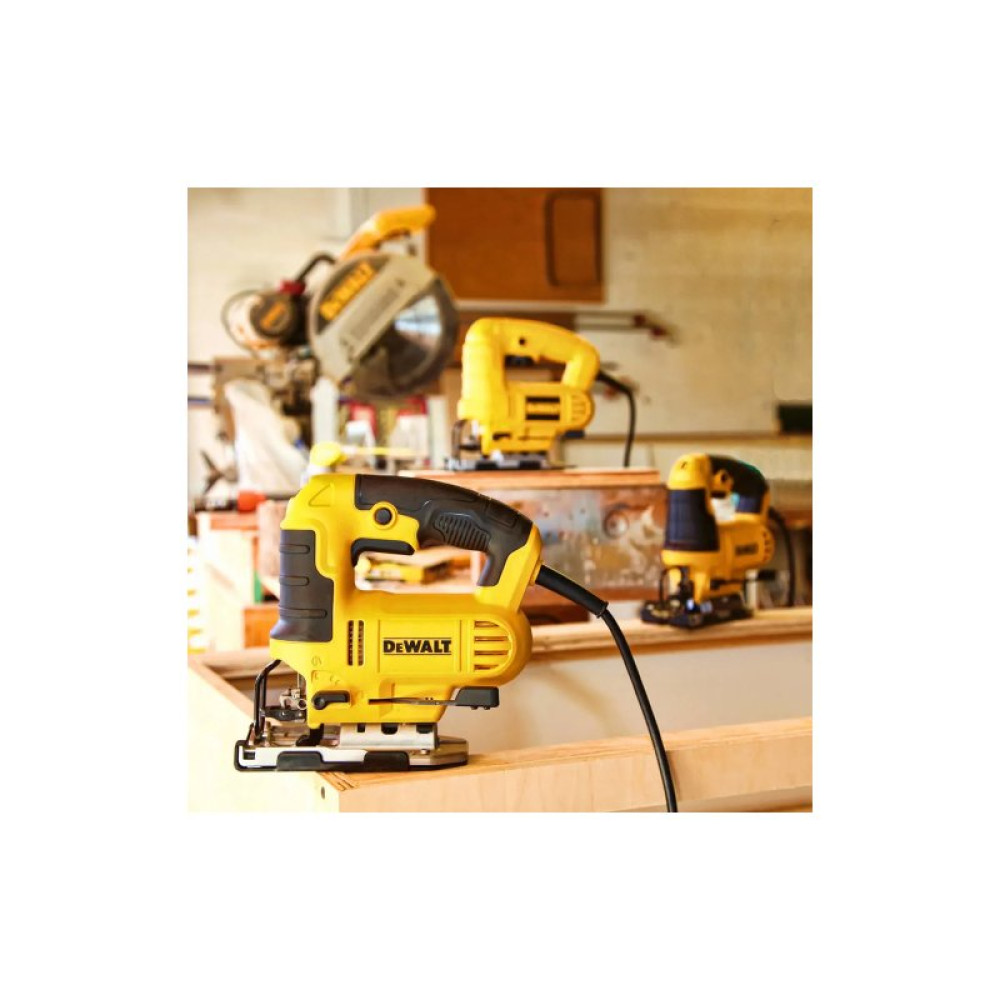 Электролобзик DeWALT 650 Вт, 500 - 3200 ход/мин, 2.4 кг (DWE349)