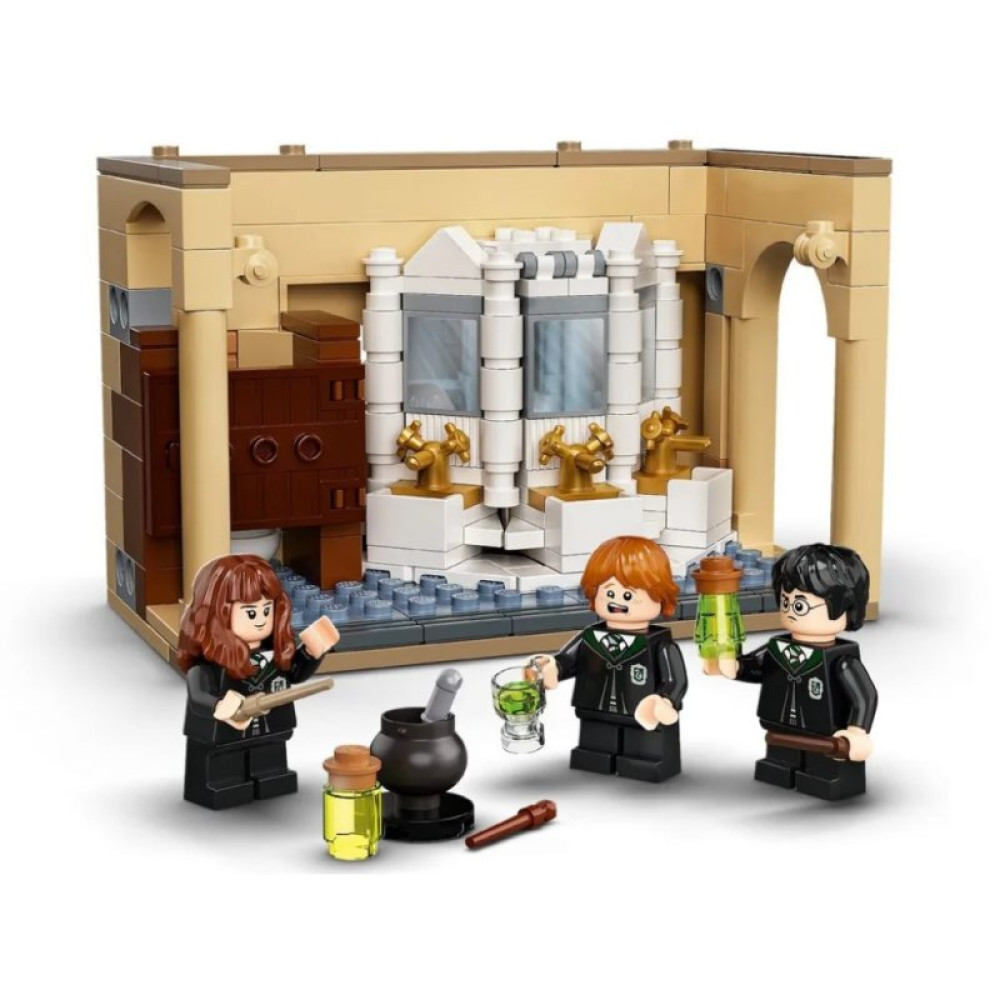 Конструктор LEGO Harry Potter Хогвартс ошибка с оборотным зельем 217 деталей (76386)