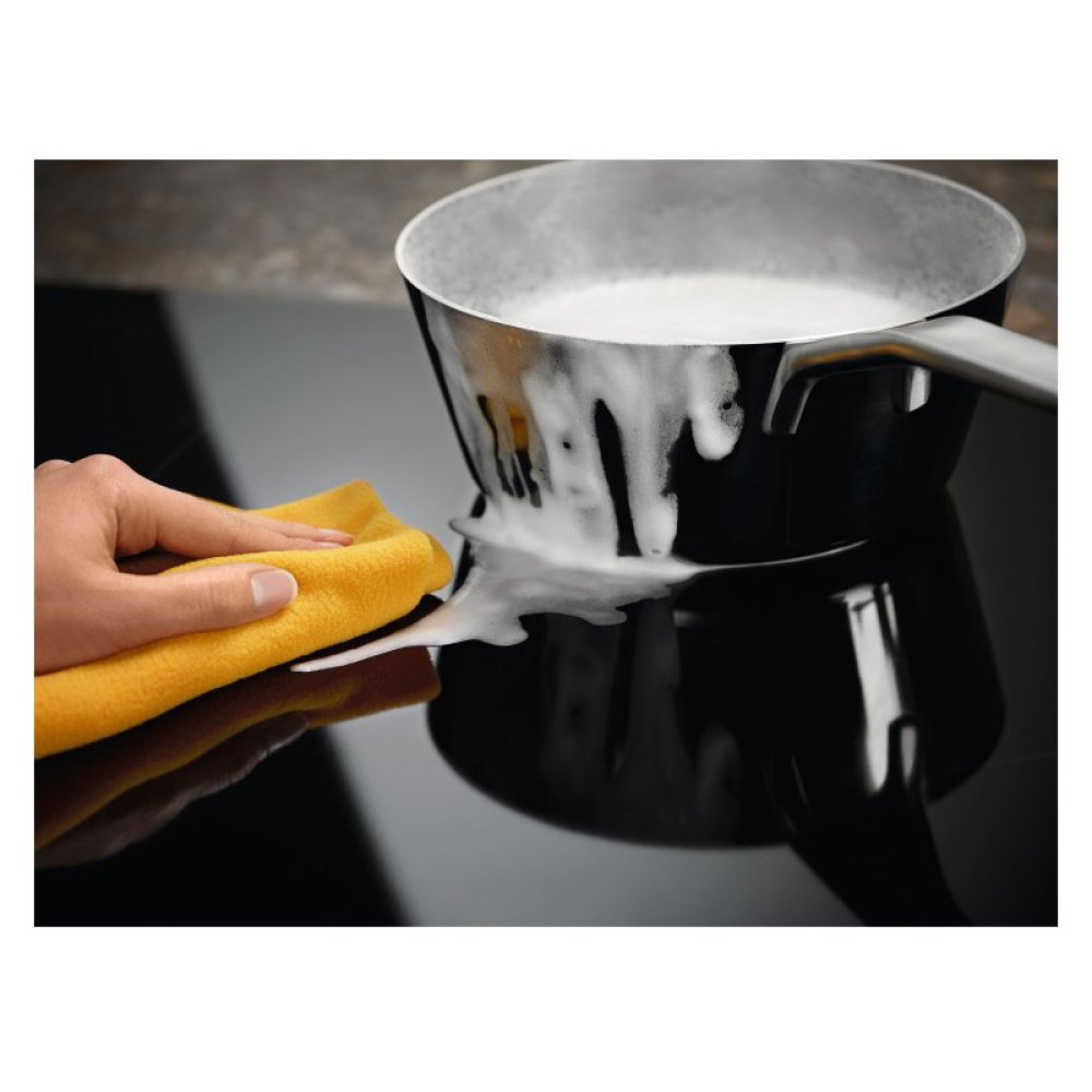 Варочна поверхня Electrolux CIT61443