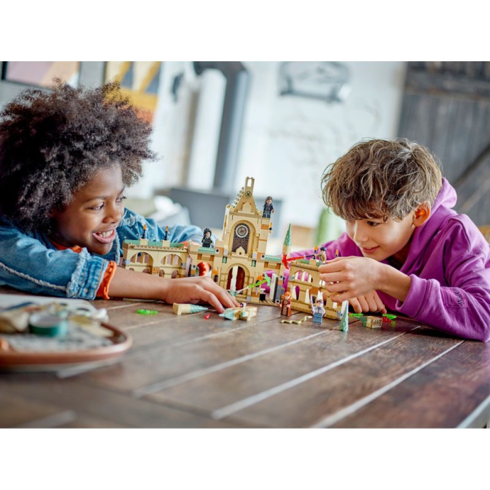 Конструктор LEGO Harry Potter Битва за Гоґвортс 730 деталей (76415)