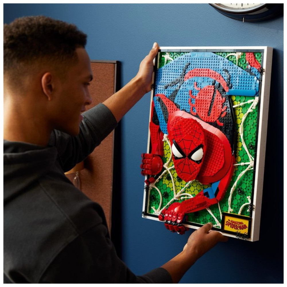 Конструктор LEGO Art Человек-Паук 2099 деталей (31209) Конструктор LEGO Art Человек-Паук 2099 деталей (31209)