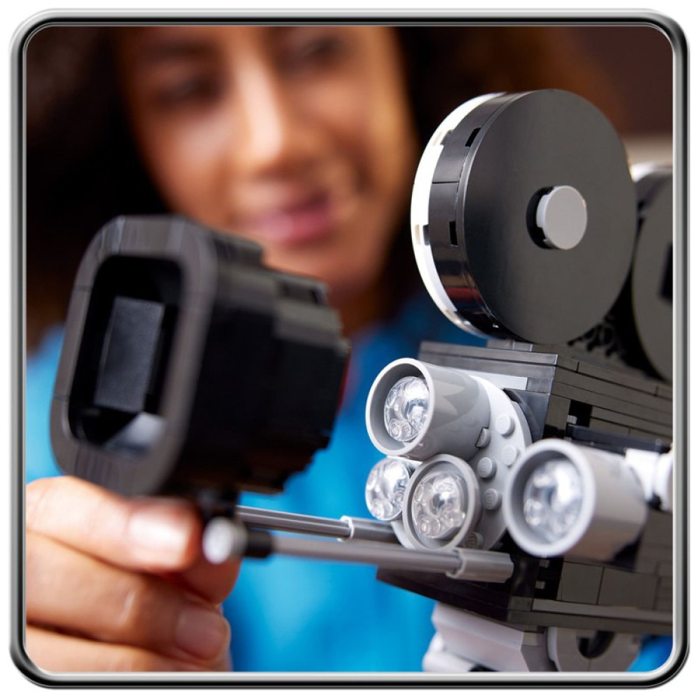 Конструктор LEGO Disney Камера чествования Уолта Диснея 811 деталей (43230)