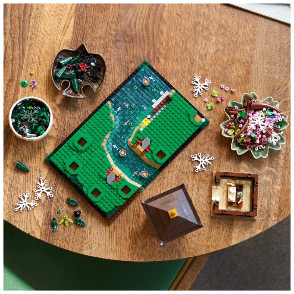 Конструктор LEGO Icons Тихий сад 1363 детали (10315)