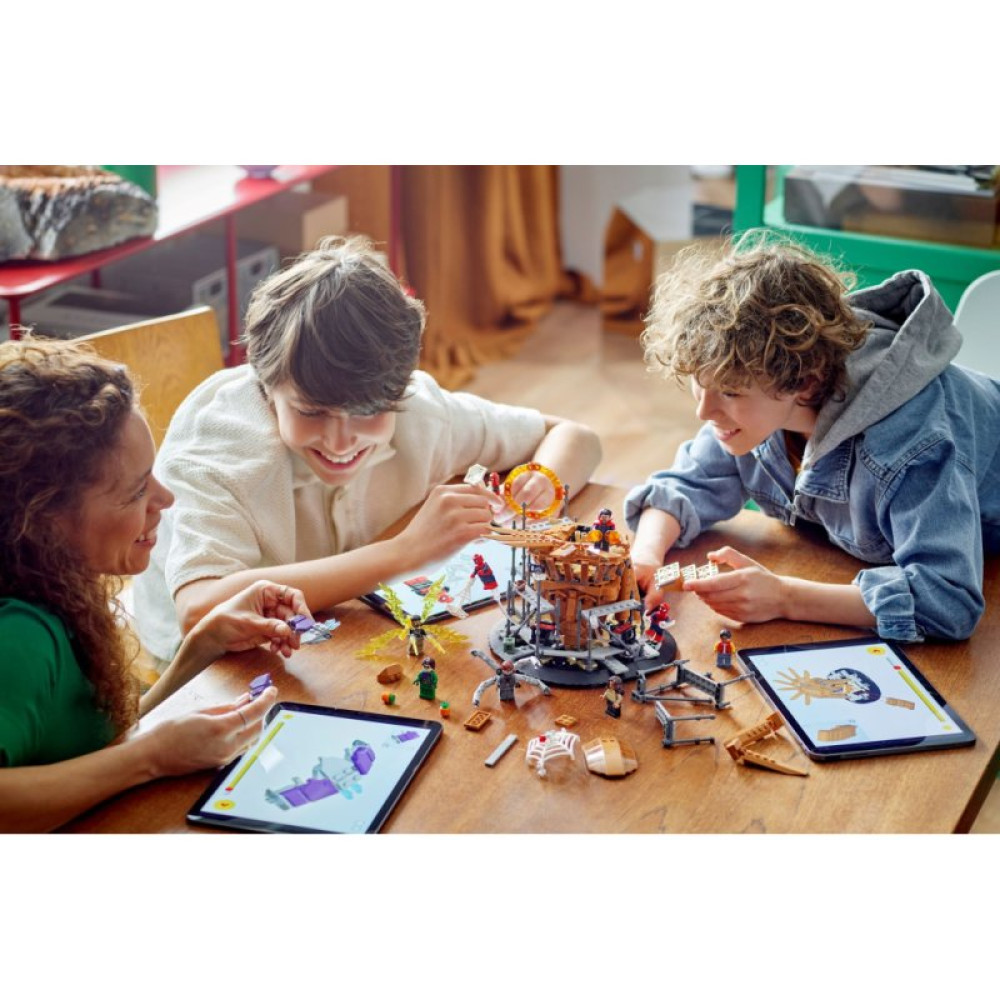 Конструктор LEGO Marvel Решающий бой Человека-Паука 900 деталей (76261) Конструктор LEGO Marvel Решающий бой Человека-Паука 900 деталей (76261)