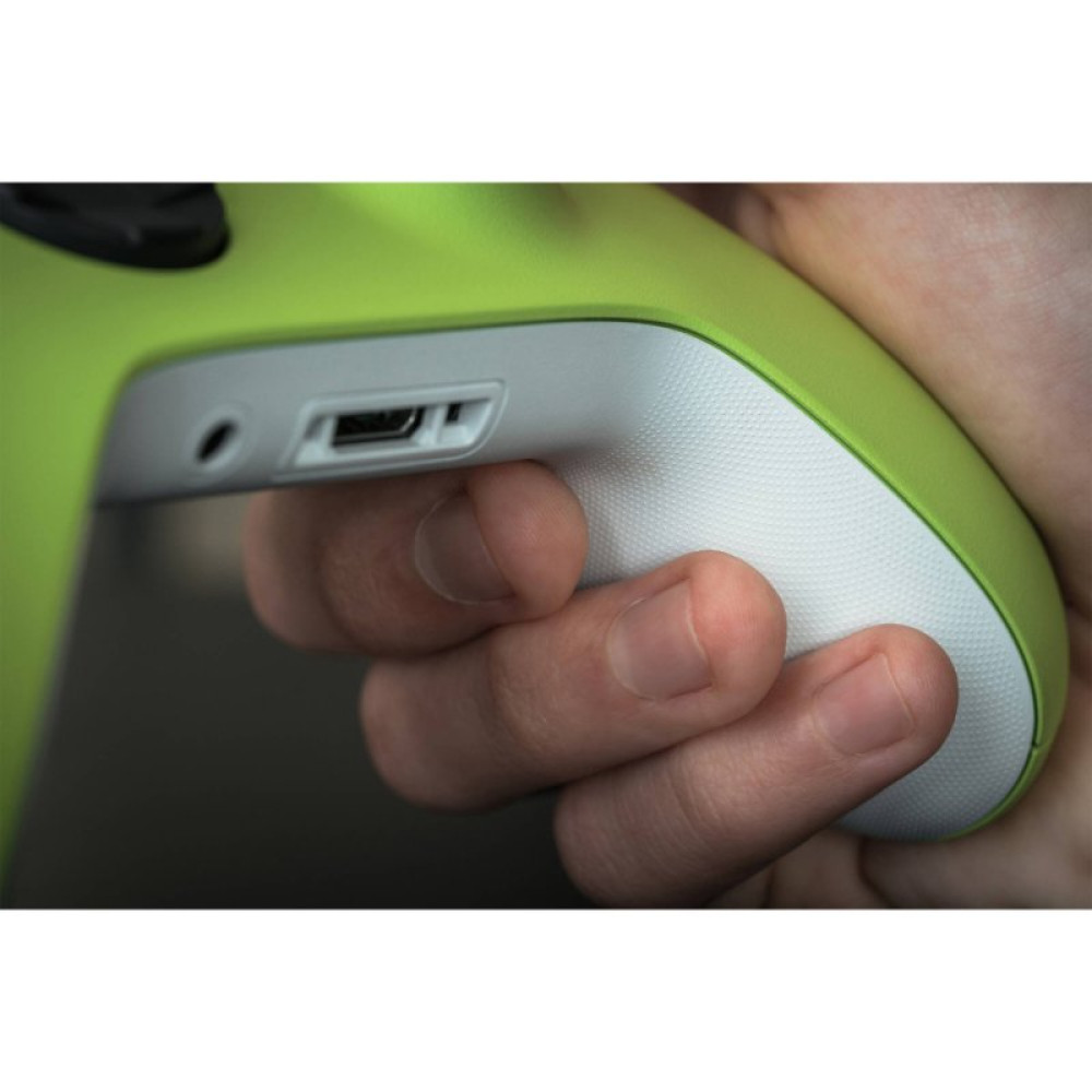 Геймпад Microsoft Wireless Controller Electric Volt (889842716528)