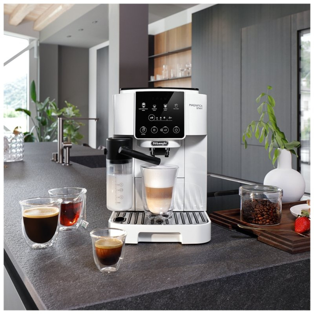Кофемашина DeLonghi ECAM 220.61.W