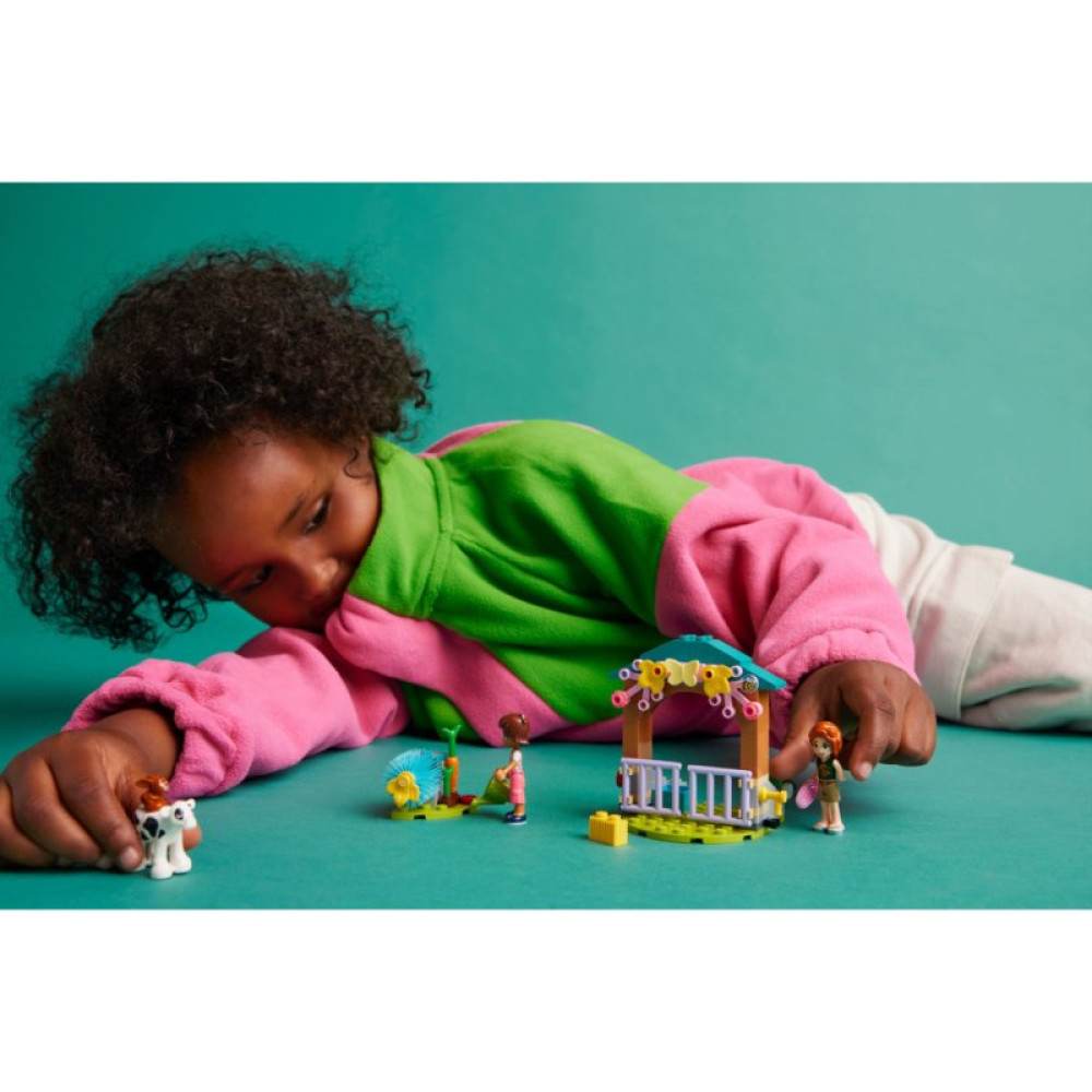 Конструктор LEGO Friends Телячий хлев Отом 79 деталей (42607)