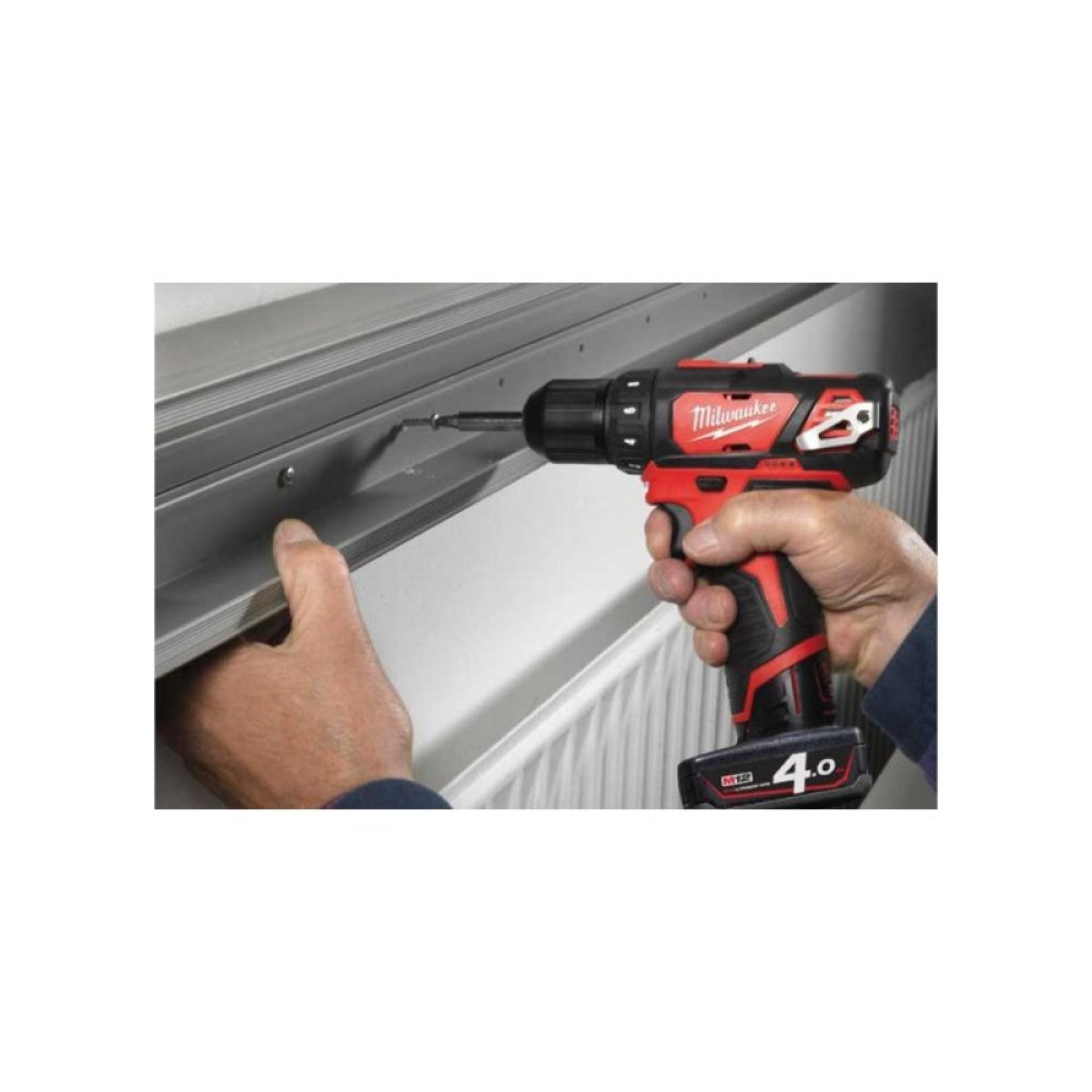 Шуруповерт Milwaukee M12 BDD-0, 30Нм (без АКБ и ЗУ) (4933441930)