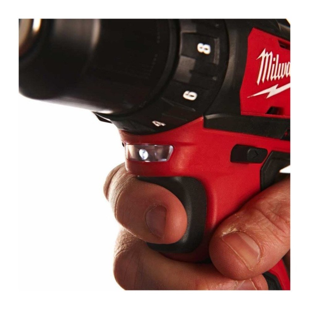 Шуруповерт Milwaukee M12 BDD-0, 30Нм (без АКБ и ЗУ) (4933441930)