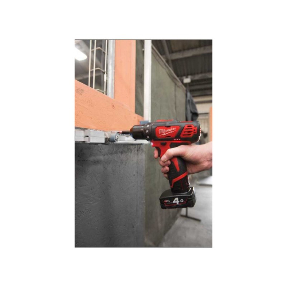 Шуруповерт Milwaukee M12 BDD-0, 30Нм (без АКБ и ЗУ) (4933441930)