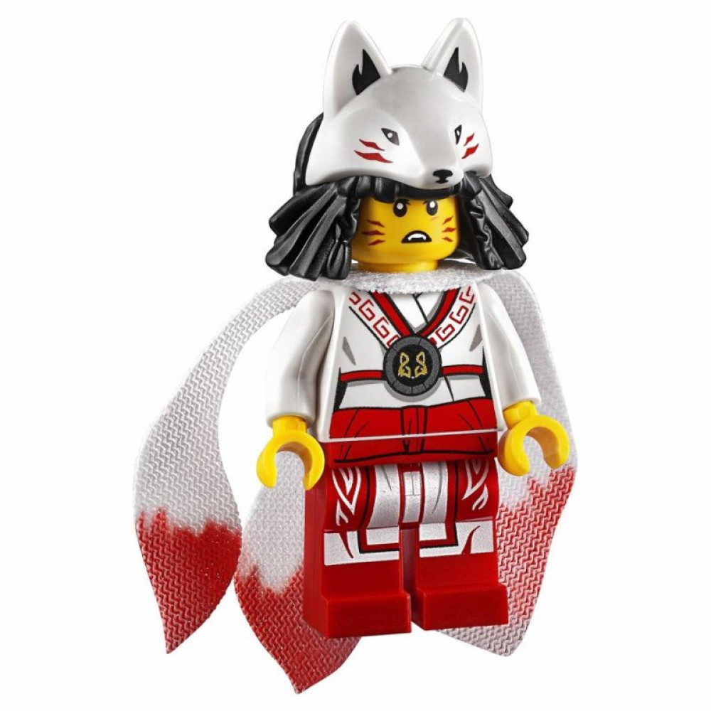 Конструктор LEGO Ninjago Замок проклятого імператора (70678)