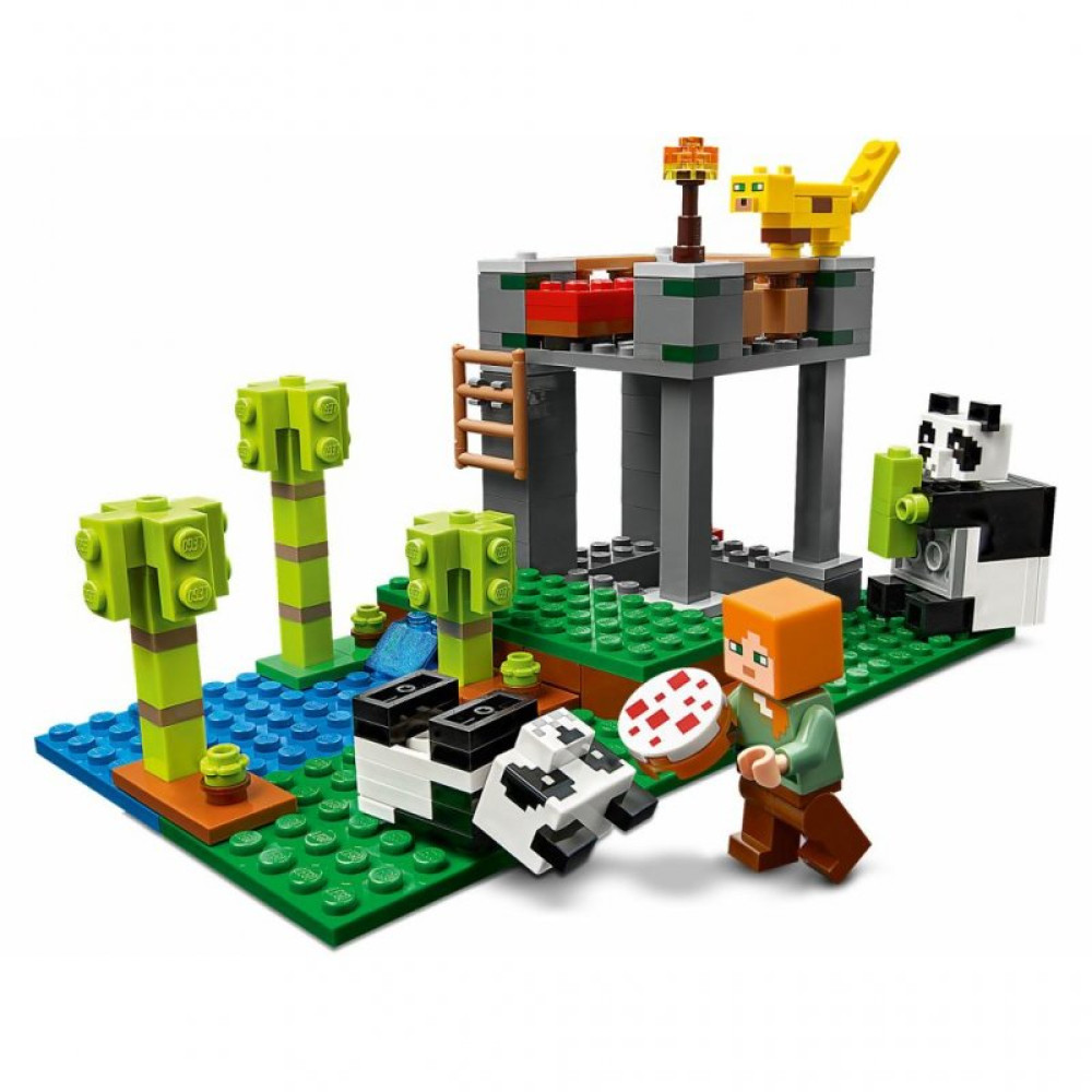 Конструктор LEGO Minecraft Питомник панд 204 детали (21158)