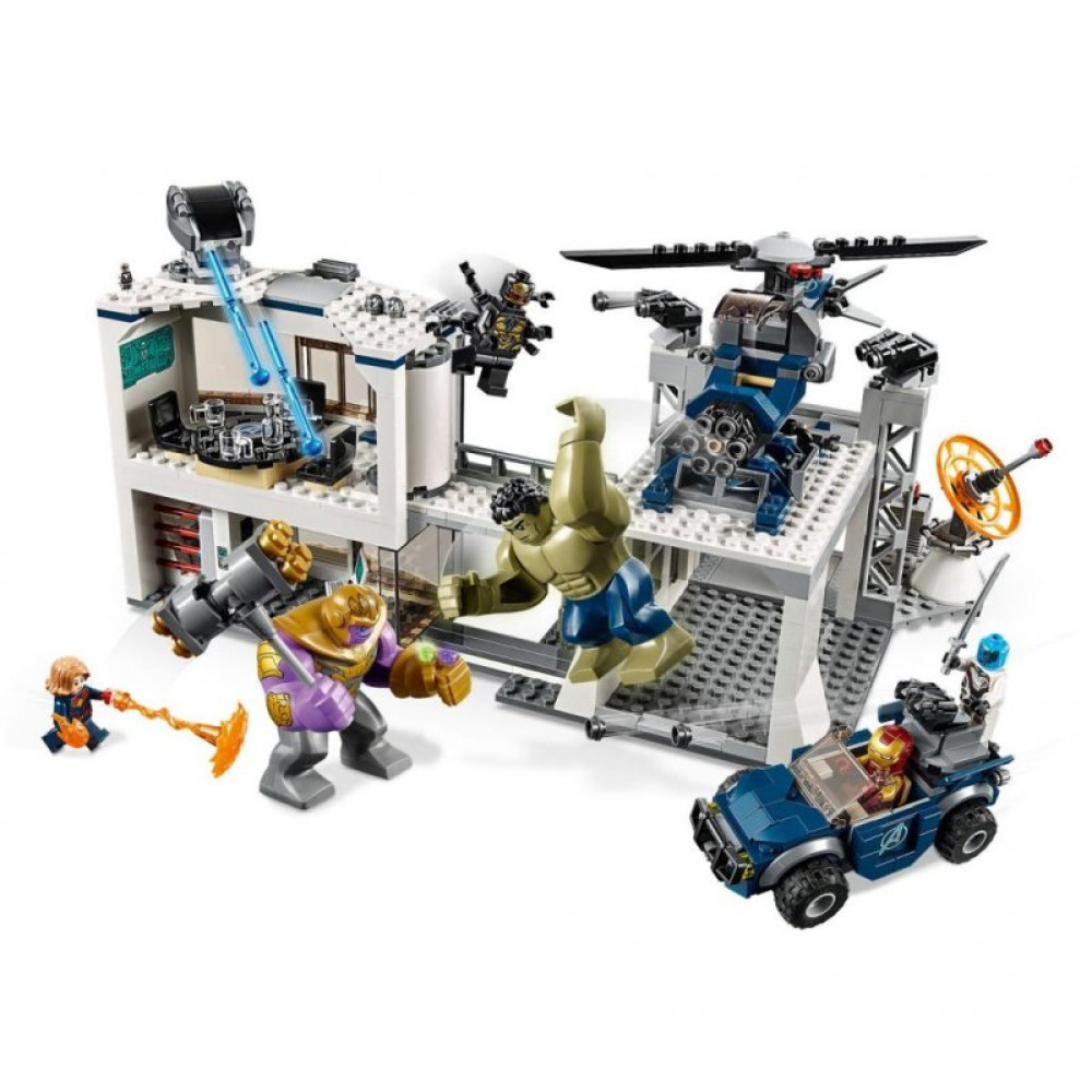 Конструктор LEGO Marvel Comics Битва на базі Месників (76131)