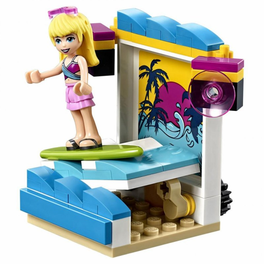 Конструктор LEGO Friends Андреа біля басейну 468 деталей (41374)