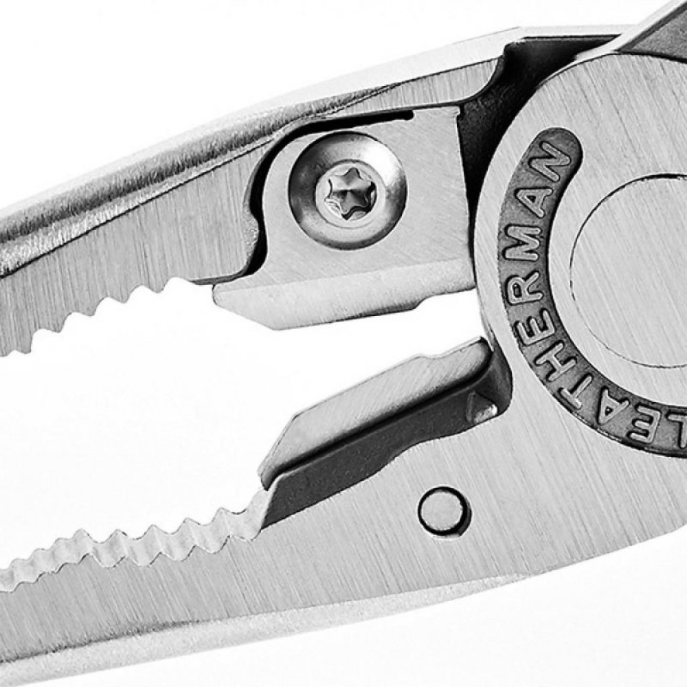 Мультитул LEATHERMAN Charge TTi, нейл. чехол, карт. коробка, метрические биты (830732)