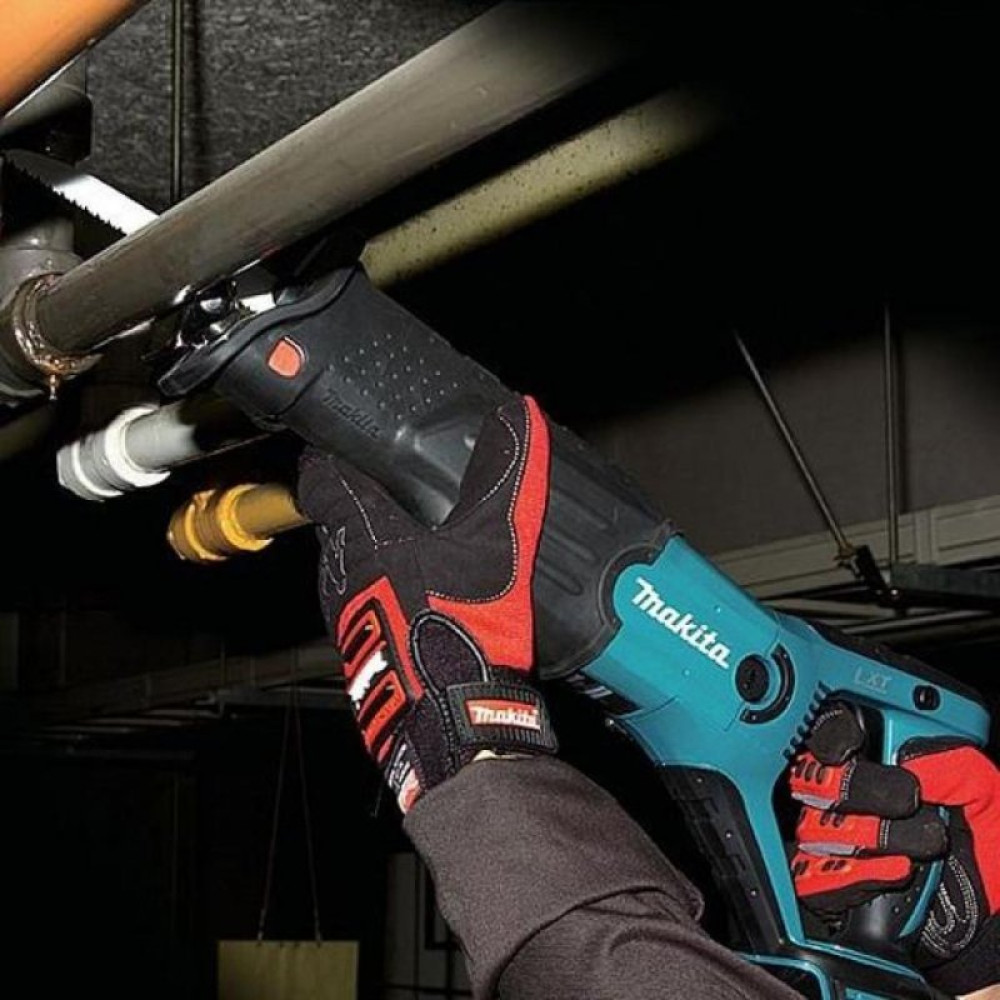 Сабельная пила Makita LXT, 28мм (без АКБ и БП) (DJR181Z)
