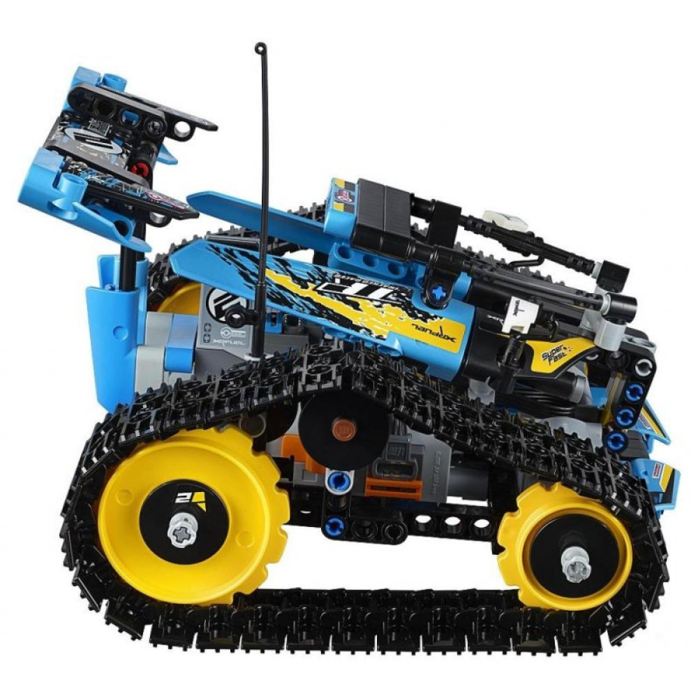 Конструктор LEGO Каскадерський гоночний автомобіль на ру (42095)