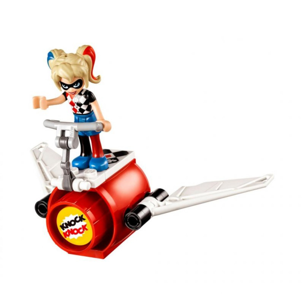 Конструктор LEGO DC Super Hero Girls Харли Квинн спешит на помощь (41231)
