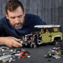 Конструктор LEGO Technic Land Rover Defender 2573 детали (42110)