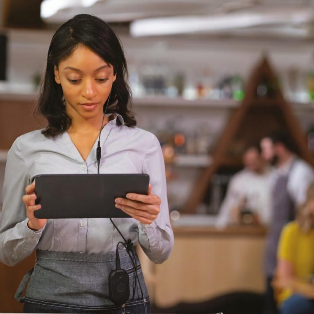 Портативная рация Motorola CLP446E 0.5W PMR446 MODEL EMEA (CLP0166BHLAA)