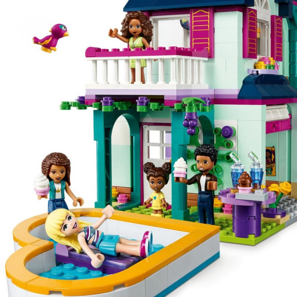 Конструктор LEGO Friends Родинний дім Андреа 802 деталі (41449)